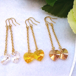 SWAROVSKI ハートのピアス