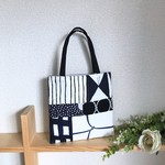 ミナペルホネン すっきりとしたミニバッグ スクエア peruhonen puzzle