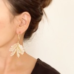 花びらフープピアス