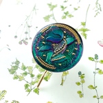 　チューリップのポニーフック　玉虫色　 33mm　（チェコガラスボタン）