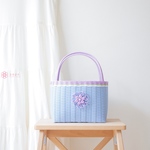華やかな花飾りのカゴバッグS＊パステルブルー【受注生産】