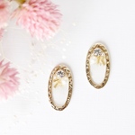 オーバルフープのビジューピアス/イヤリング*