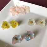 meglioness様 専用 ひとひらあじさいのピアス