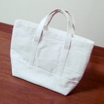 まっ白帆布のミディアムトート*おまけ付き