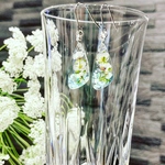水色のシェルが涼しげなピアス