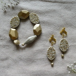 ivory ✖️ mat gold ゴムブレスレット 