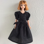 D220＿黒色のリボンワンピース（27cmドール）