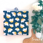 北欧お花柄(ネイビー×イエロー)＊鍋敷き(ポットマット)