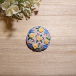 お花の刺繍ブローチ 〜バラとクロッカス〜