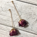 バラのドライフラワーピアス