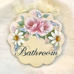 【misao-3303 さま専用ページ】 ＊Bathroom＊toilet２枚セット＊お花型の薔薇プレート＊