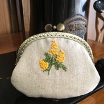 刺繍がま口財布・ミモザ