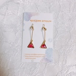 トライアングルシェルピアス
