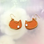レザーとワイヤーの猫ピアス（オレンジ）