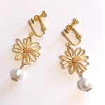 Flower❁パールのガーリーイヤリング