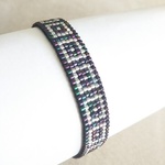 ビーズ織りブレスレット