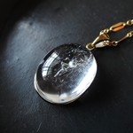 【1点もの・C】希少石！水入り水晶（クリスタル）虹入り　ペンダントネックレス　14KGFネックレス50cm 