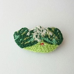 山の刺繍ブローチ 鷲羽岳3