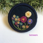 お花の刺繍ブローチ✴︎570