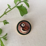 刺繍ブローチ2.0 すずめ(ココア)