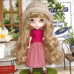 No.1641　マゼンダピンクトップスと赤ギンガムスカート