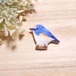 ルリビタキの刺繍ブローチ