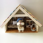 屋根裏部屋でねんねなちびりすちゃん