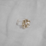 Flower ring