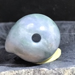 糸魚川ラベンダー翡翠のズングリ勾玉