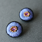 ＜Stella～遊び好きの星～＞刺繍ピアス◎タンザナイトの星◎2way★ロングポスト/アレルギー対応変更可能