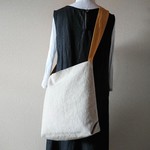 やわらかラミーリネン＊ショルダーバッグ（マスタード）からし色