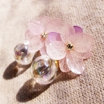 お花としゃぼん玉イヤリング