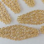 2.3cm×6.5cm   透かしパーツ      8枚