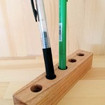 ケヤキの一列ペン立て、天然木