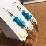 羽 レザー ターコイズ ピアス