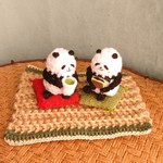 【受注制作】お茶飲みパンダさんの置物