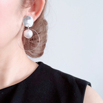 ★金属アレルギー対応　✨大人気✨パールとフープのシルバー大ぶりピアス/イヤリング　パール　シルバー　大ぶり　フープ　結婚式　ブライダル　入学式　卒業式　入園式　ウェディング　金属アレルギー対応