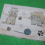木製小物入れ　ジュエリーボックス　猫たち