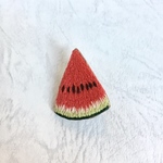 手刺繍ブローチ【三角スイカ】