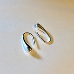【silver925】シンプル 雫 シルバー フープ ピアス SV925