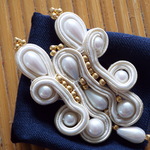 ブローチ（ソウタシエ）