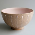 お茶碗　小（ピンク）縦ライン