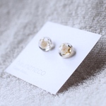 純真な、かすみ草ピアス/イヤリング
