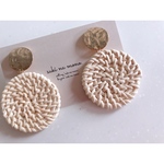 gold pierce × circle rattan