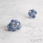 linen urokogumo刺繍ピアス/イヤリング(ネイビー)【受注制作】