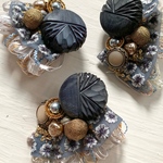 ヴィンテージボタン×リボンのヘアクリップ