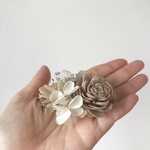 プリザーブドフラワーのミニヘアクリップ  ベージュ②