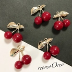 Cherry charm 4個
