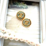 ☆Vintage☆ペールグリーン×ゴールドなアンティークボタンピアス　イヤリング