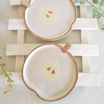 梨の皿2枚セット